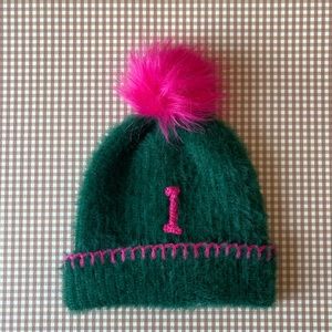 Anthropologie letter “I” green/pink fuzzy baby hat